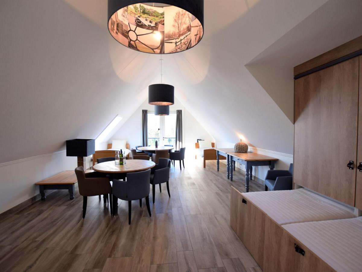Luxurious Villa With Private Garden In 카크 외부 사진